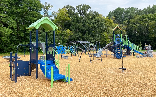 Eden Lake Park Playground