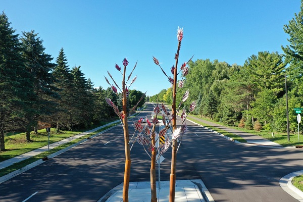 image of indian grass sculpture on Preserve Blvd